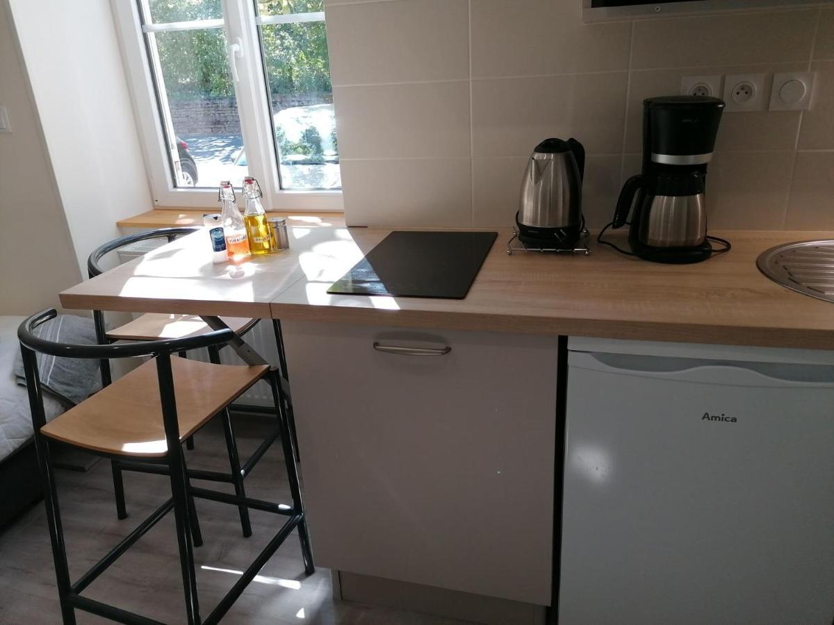 Hotel Entre Les 2 Roches Prissé 外观 照片
